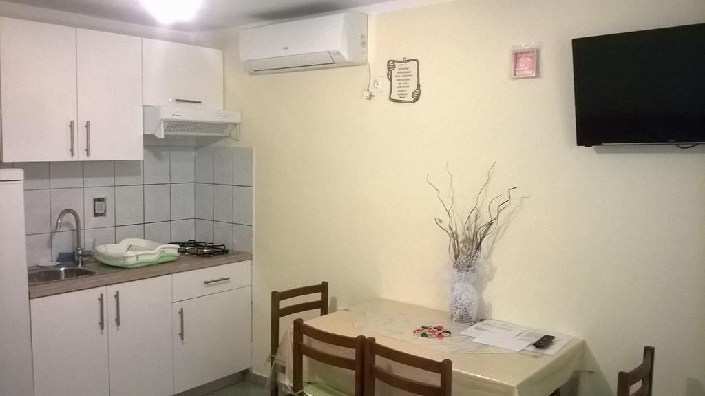 Apartment Rose Пула Экстерьер фото